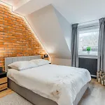 Ksiezycowy Z Balkonem- Apartment *
