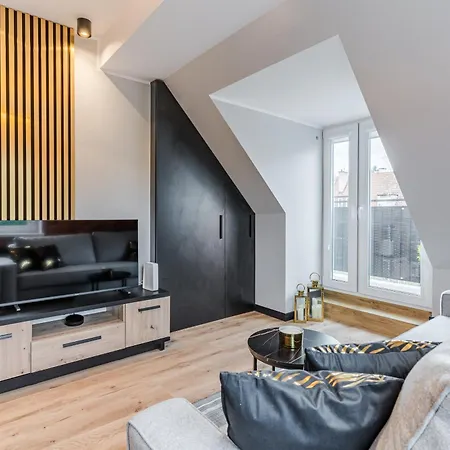 Księżycowy Z Balkonem-