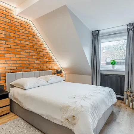 Ksiezycowy Z Balkonem- Apartment *